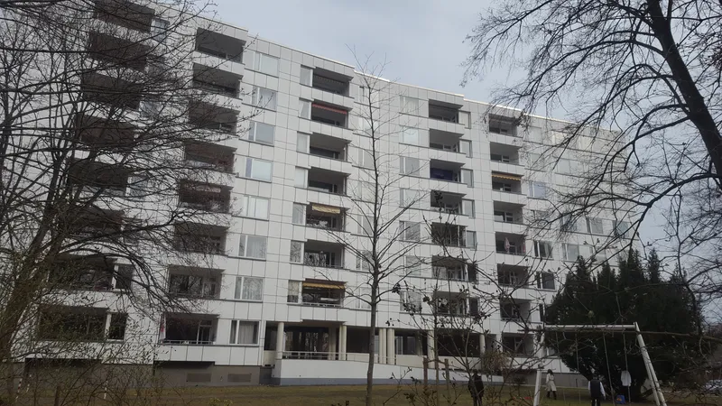 HERVORRAGENDE BAUHAUSWOHNUNG IN TOP LAGE IM HANSAVIERTEL - zweckmäßiger Schnitt/Loggia/Aufzug/Abst.R — photo 1